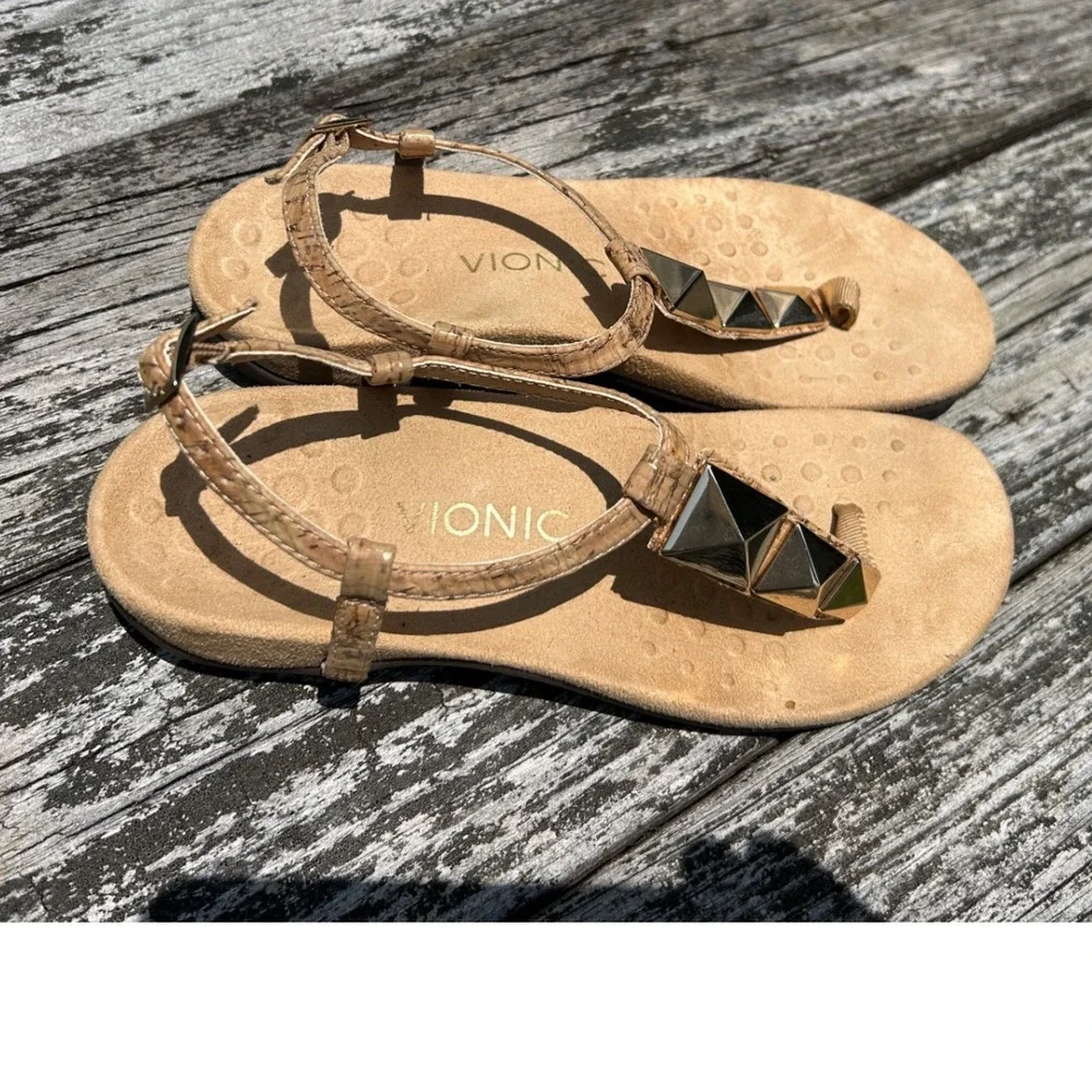 Vionic Monala Cork Studded Slingback Sandals Tan Gold Pyramid Thong Womens 7